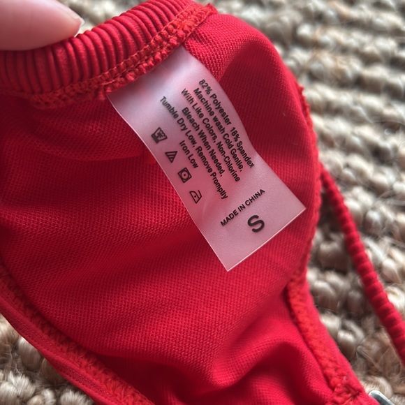 Red Thong 2 piece bikini swim suit sexy red set size Small like new - Picture 6 of 6